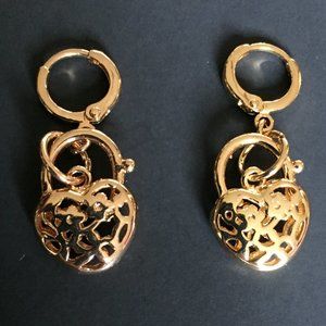 Yellow gold plated filigree heart earrings